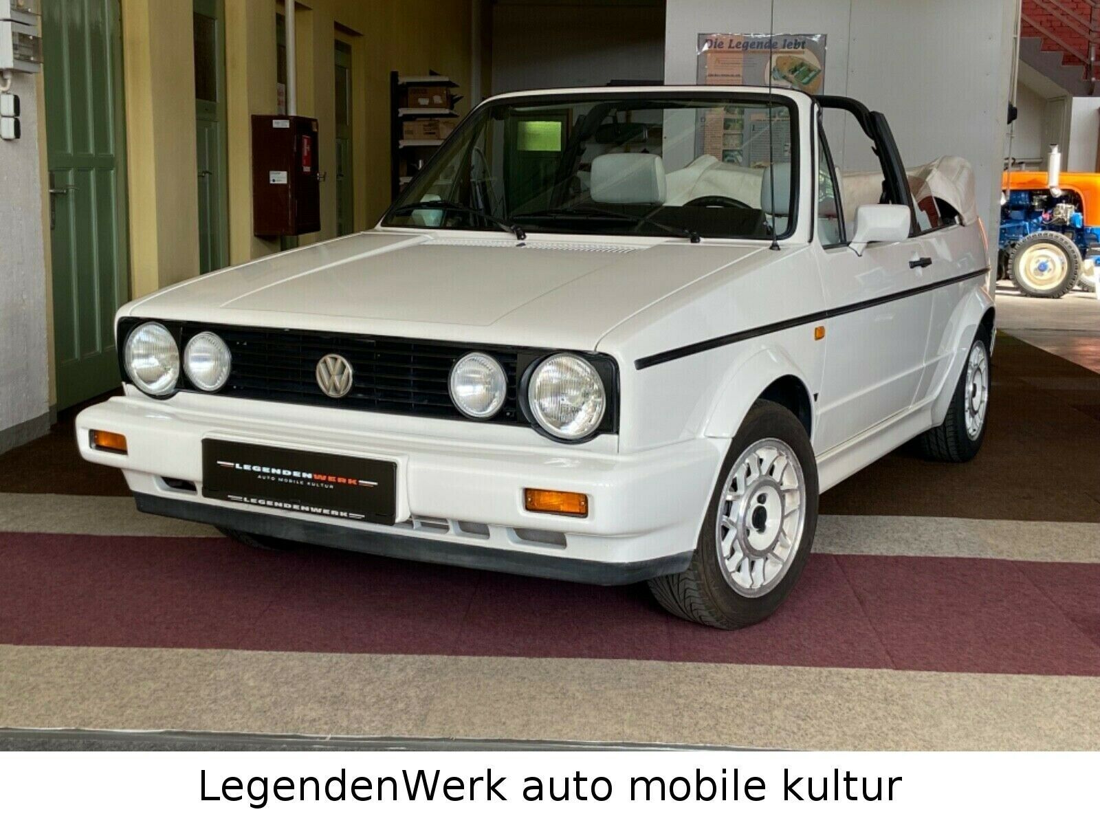 Fahrzeugabbildung Volkswagen Golf I 1 GLI Cabriolet GTI DX Snow White EDITION