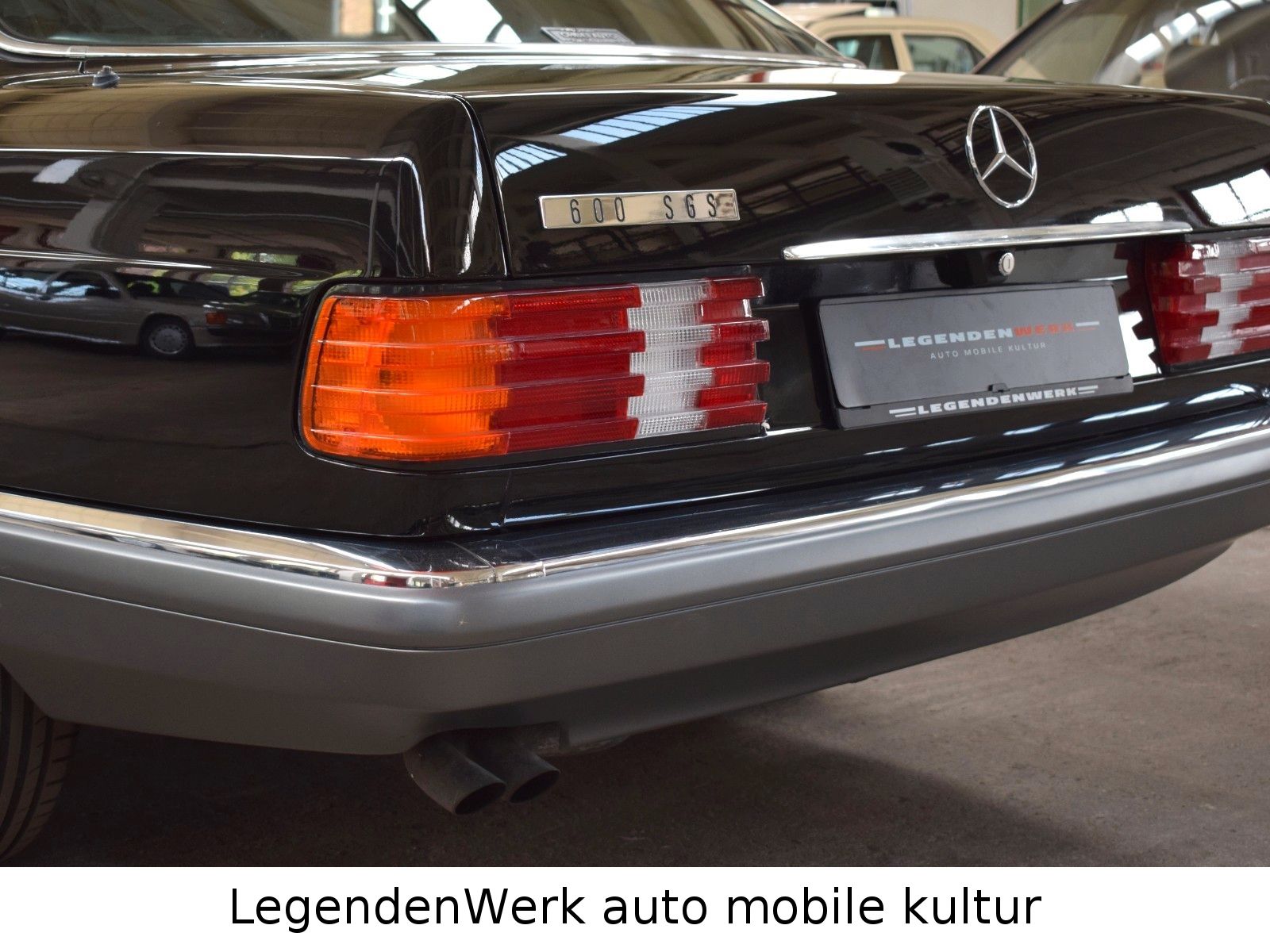 Fahrzeugabbildung Mercedes-Benz 560 SEL SGS 600 W126 PULLMAN STRETCH MOVIE FILM