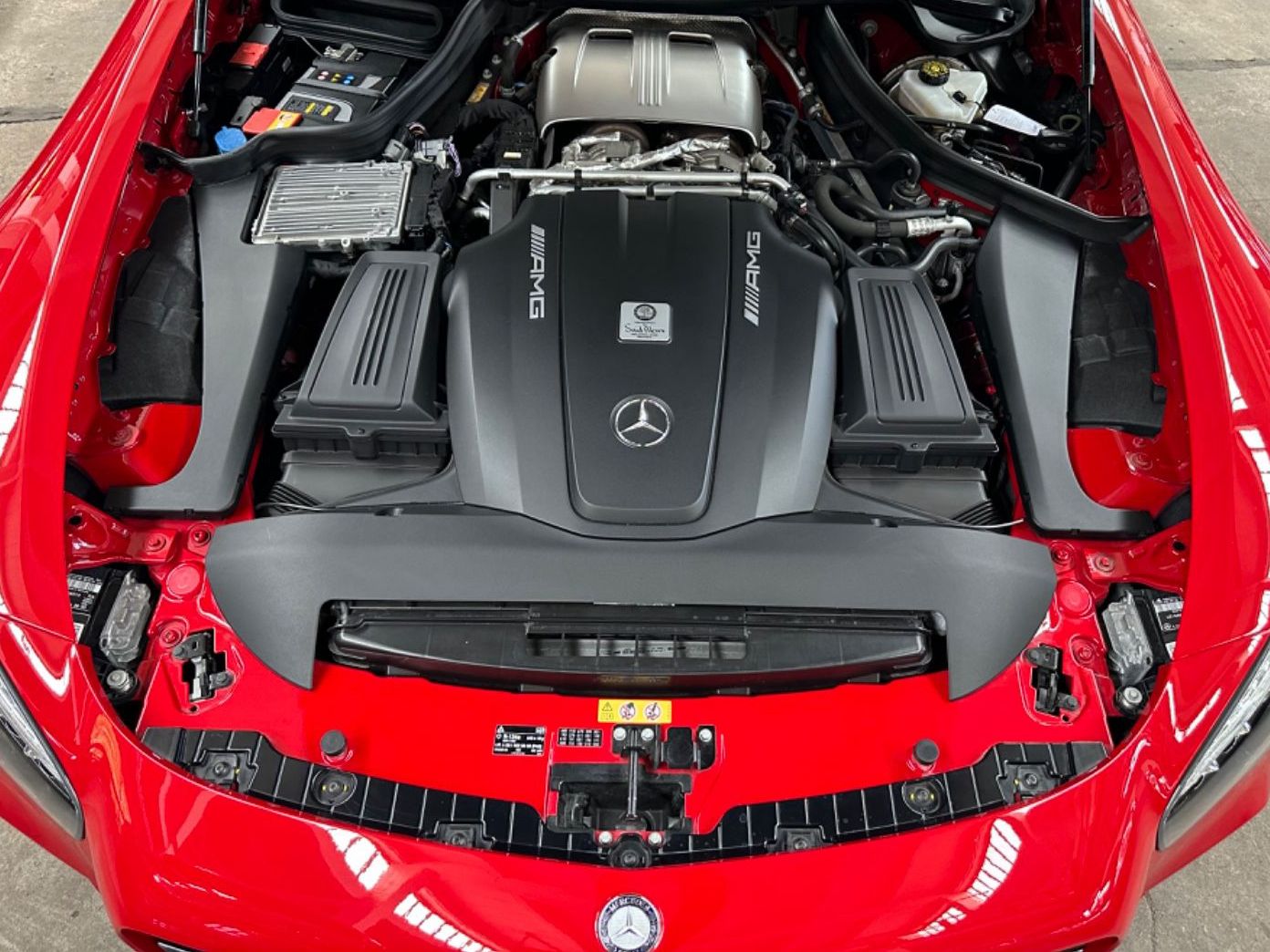 Fahrzeugabbildung Mercedes-Benz AMG GTS GLASDACH Sport ABGAS NO OPF KERAMIK Lack